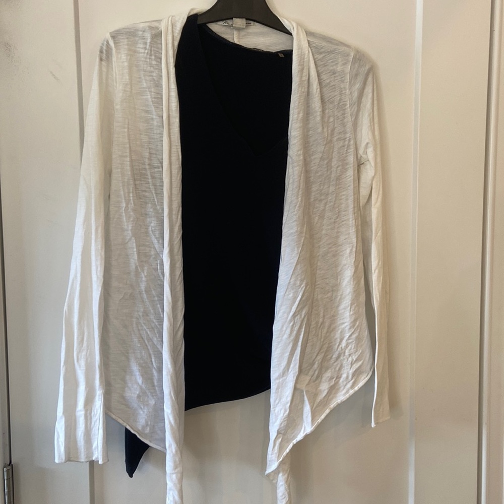 Kenneth Cole white open cardigan with front tie size S - Picture 2 of 16